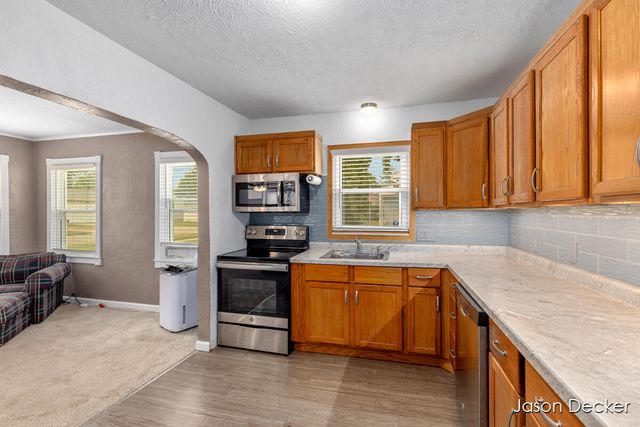 1524 Downey Street, Lansing, MI 48906