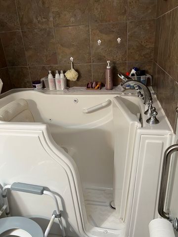 102 Aspen, Kerrville, TX 78028
