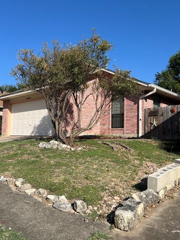 102 Aspen, Kerrville, TX 78028