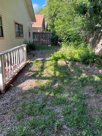 102 Aspen, Kerrville, TX 78028