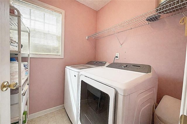 69 Morning Top Court, Suwanee, GA 30024