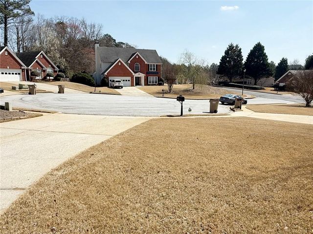 69 Morning Top Court, Suwanee, GA 30024