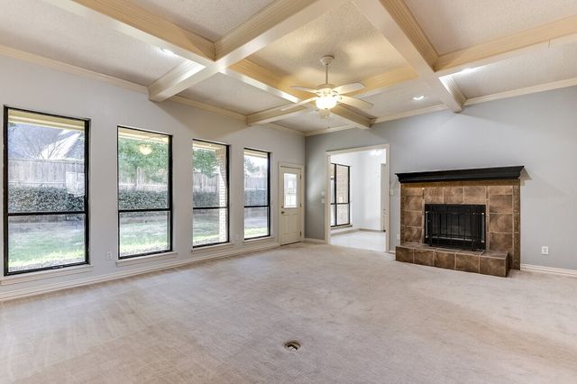6702 Blake Drive, Arlington, TX 76001