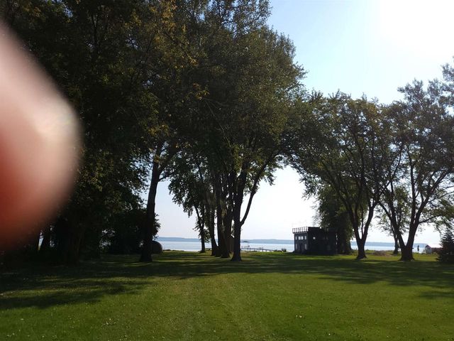 N8721 LAKESHORE DRIVE, Fond Du Lac, WI 54935