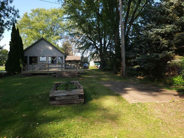 N8721 LAKESHORE DRIVE, Fond Du Lac, WI 54935