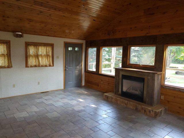 N8721 LAKESHORE DRIVE, Fond Du Lac, WI 54935