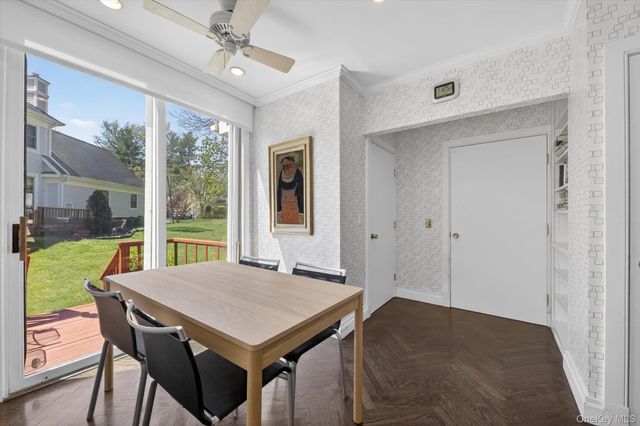 9 Easthaven Lane, White Plains, NY 10605