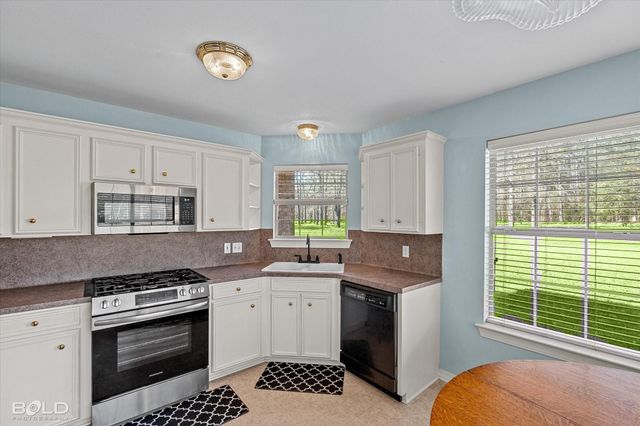 136 Scarborough Road, Benton, LA 71006