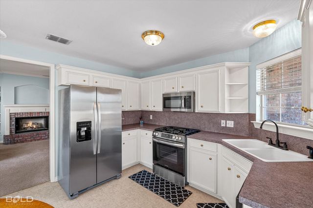 136 Scarborough Road, Benton, LA 71006