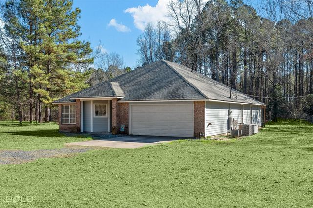 136 Scarborough Road, Benton, LA 71006
