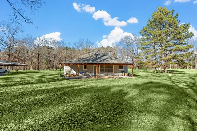 136 Scarborough Road, Benton, LA 71006