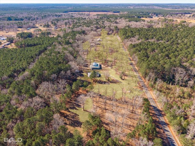 136 Scarborough Road, Benton, LA 71006