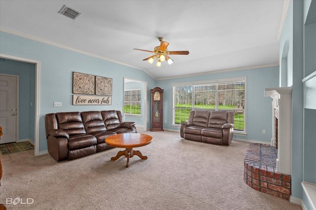 136 Scarborough Road, Benton, LA 71006