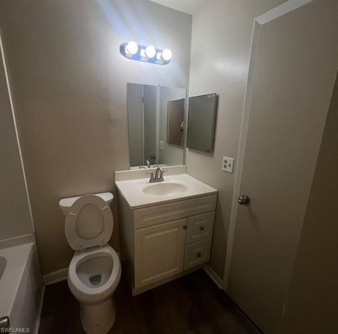 3953 Pearl ST 2, Fort Myers, FL 33916