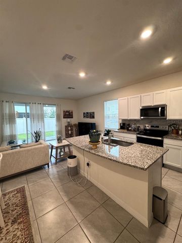 17198 AMBER ASPEN WAY, Land O Lakes, FL 34638