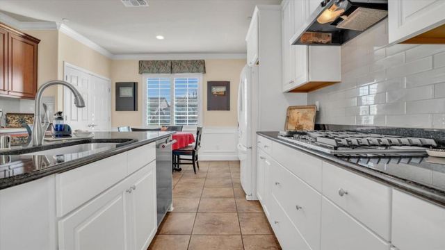 1467 Chestnut Hill Drive, Manteca, CA 95336