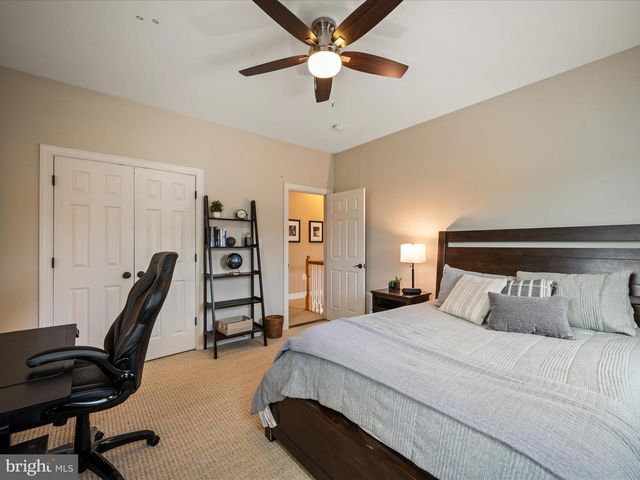 337 HERMITAGE BLVD, Berryville, VA 22611