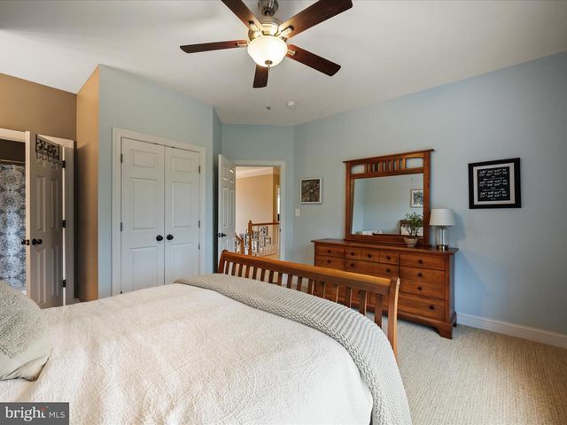 337 HERMITAGE BLVD, Berryville, VA 22611