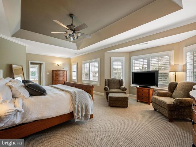 337 HERMITAGE BLVD, Berryville, VA 22611