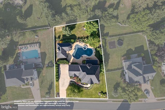 337 HERMITAGE BLVD, Berryville, VA 22611