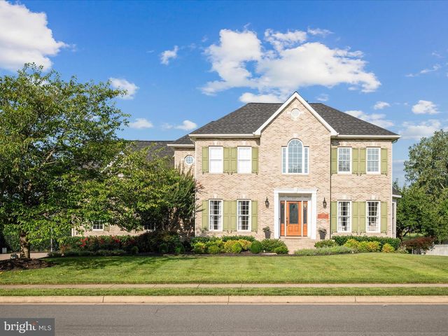 337 HERMITAGE BLVD, Berryville, VA 22611