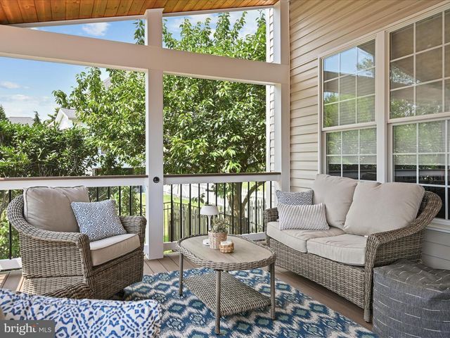 337 HERMITAGE BLVD, Berryville, VA 22611