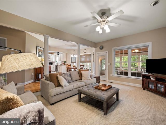337 HERMITAGE BLVD, Berryville, VA 22611