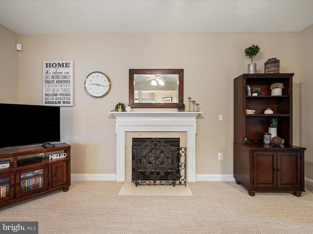 337 HERMITAGE BLVD, Berryville, VA 22611