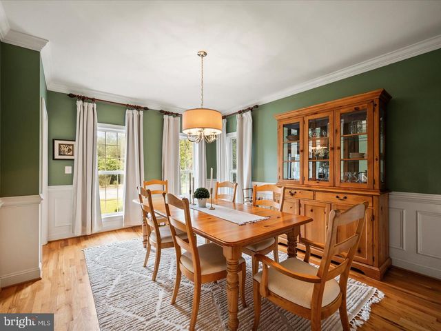 337 HERMITAGE BLVD, Berryville, VA 22611
