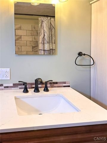 5916 College Hill Road, Vernon, NY 13476