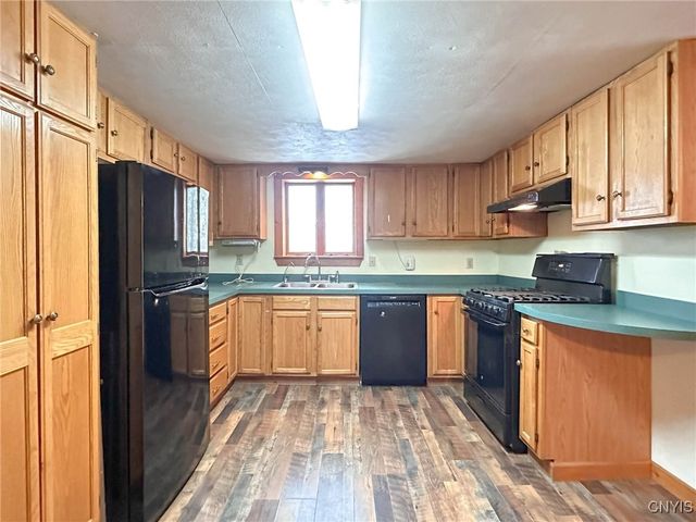 5916 College Hill Road, Vernon, NY 13476