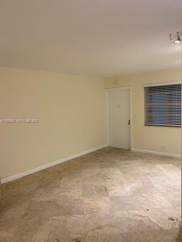 1100 NE 1st Ct 116, Hallandale Beach, FL 33009