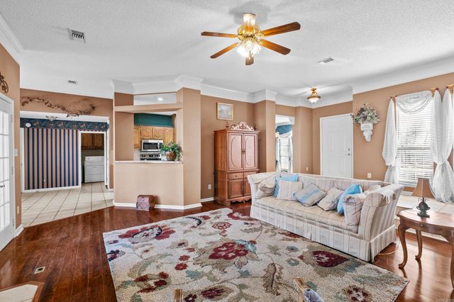 25 Wildwood Dr, Cabot, AR 72023