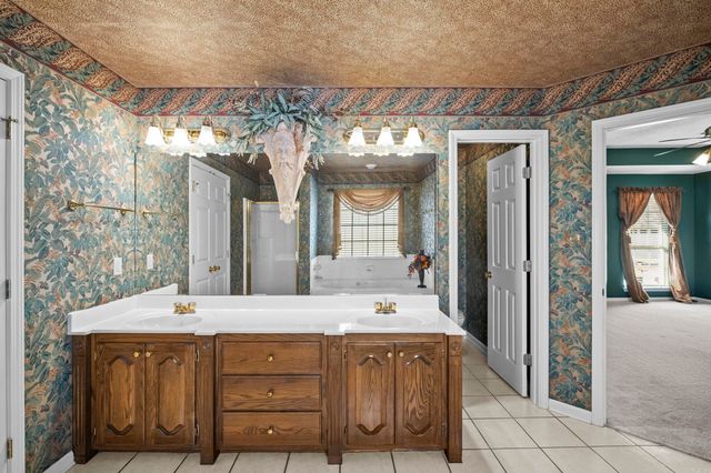 25 Wildwood Dr, Cabot, AR 72023