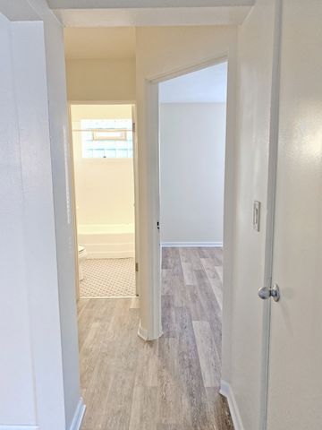 309 Sherman Avenue 2A, Evanston, IL 60202