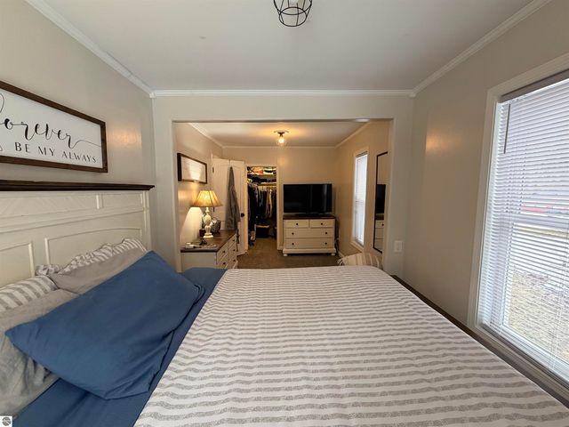 246 Robertson Street, Cadillac, MI 49601