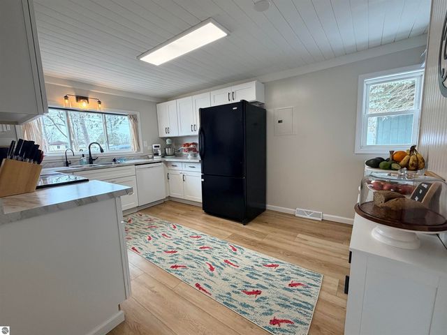 246 Robertson Street, Cadillac, MI 49601