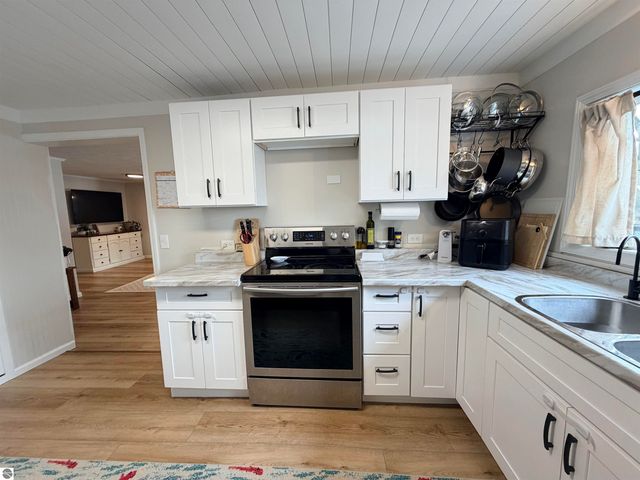 246 Robertson Street, Cadillac, MI 49601