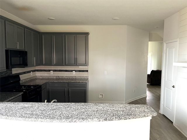 14211 Grand Hills Drive, Conroe, TX 77303