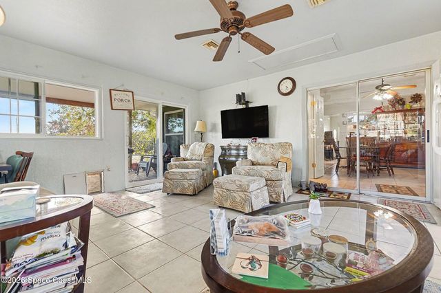 598 Gantry Street SW, Palm Bay, FL 32908