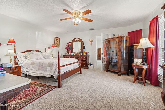 598 Gantry Street SW, Palm Bay, FL 32908