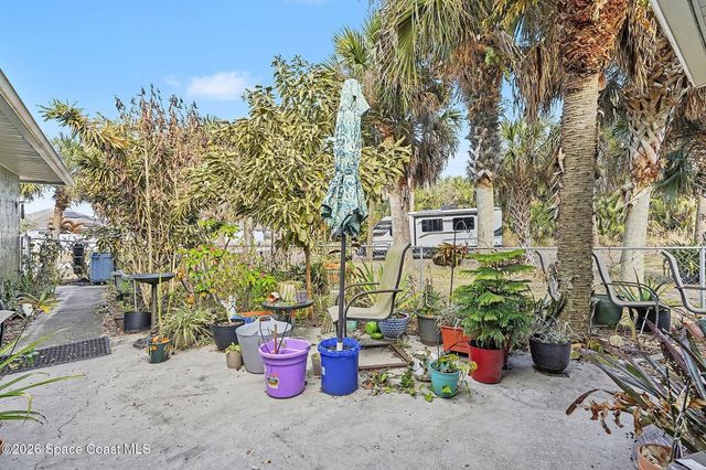 598 Gantry Street SW, Palm Bay, FL 32908