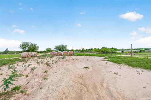 12893 Fm 1887 Road, Hempstead, TX 77445