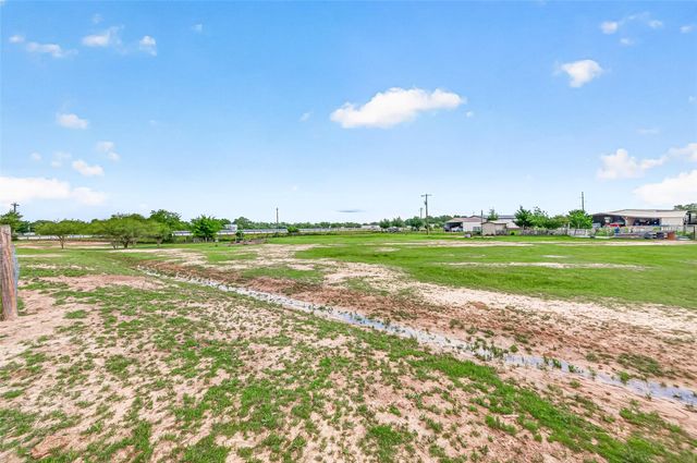 12893 Fm 1887 Road, Hempstead, TX 77445