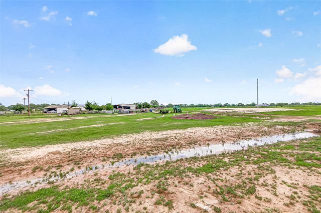 12893 Fm 1887 Road, Hempstead, TX 77445
