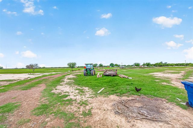 12893 Fm 1887 Road, Hempstead, TX 77445