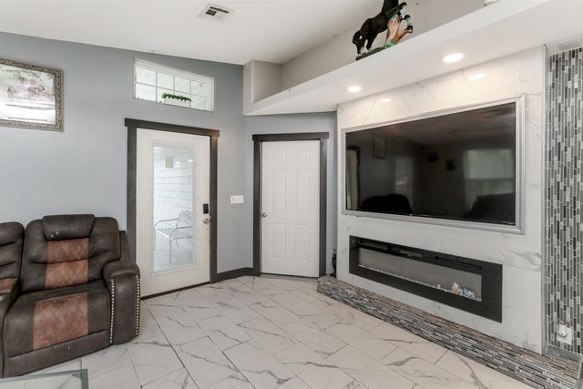 3316 N Jeanette St, Wichita, KS 67204