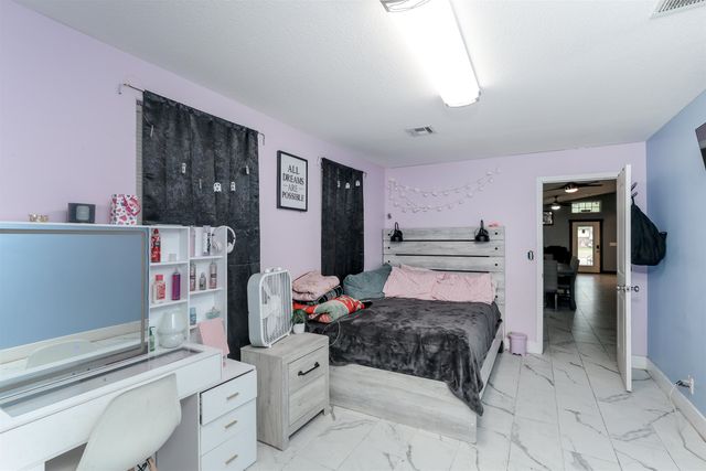 3316 N Jeanette St, Wichita, KS 67204