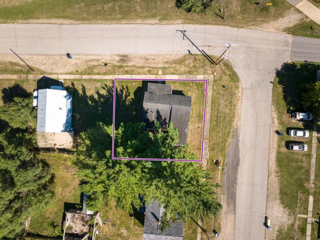 116 E 8th Street, Evart, MI 49631