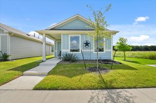 475 Whistlestop Way, Ferris, TX 75125